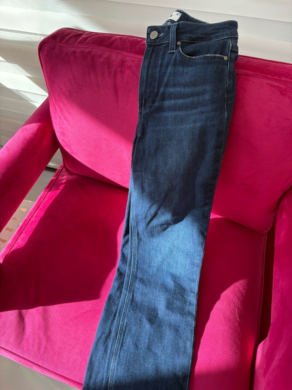 Paige Dark denim jeans  Cindy Crop 26